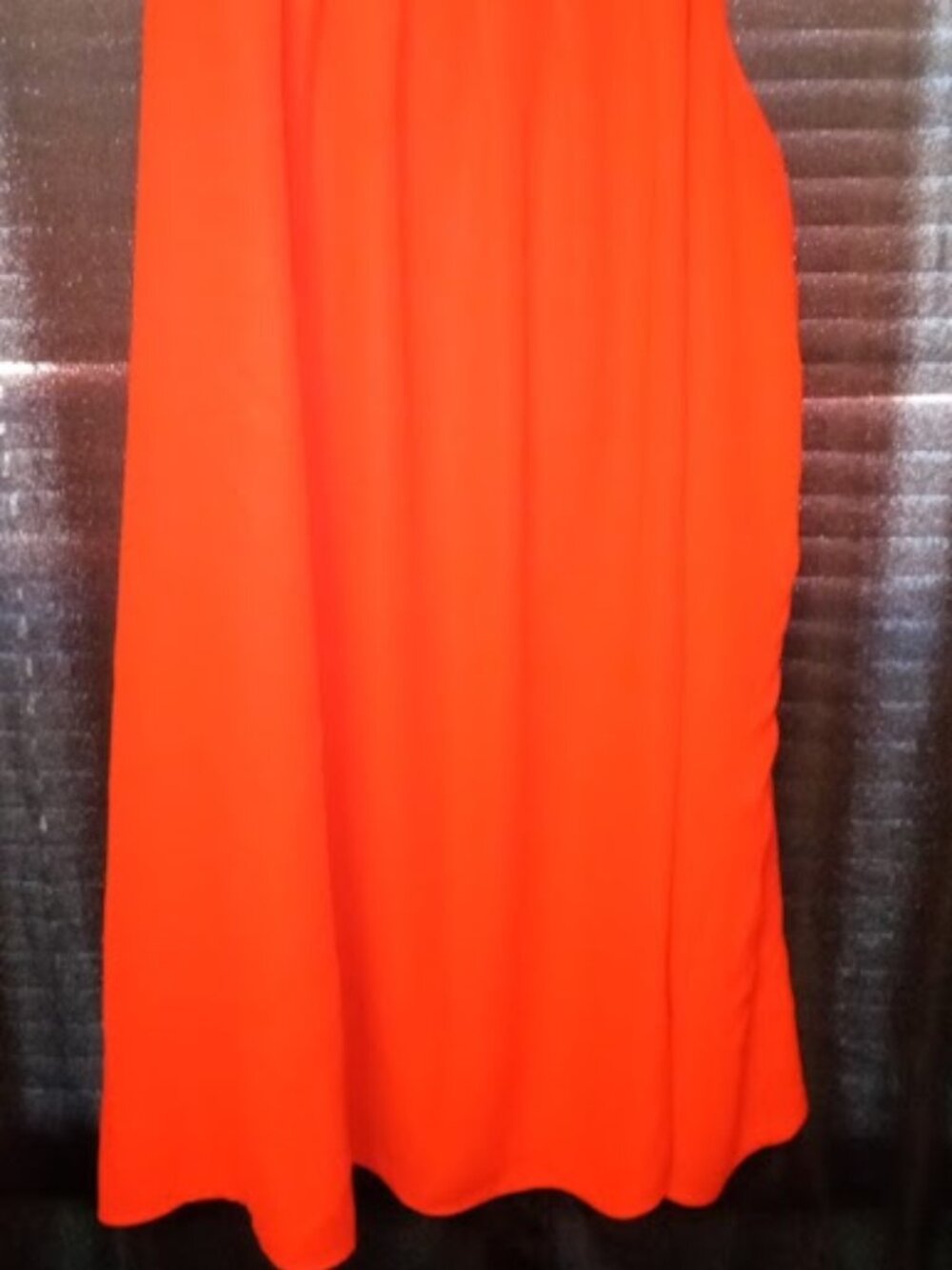 VINCE CAMUTO Fully Lined Tank RED spaghetti straps Large - Picture 4 of 4